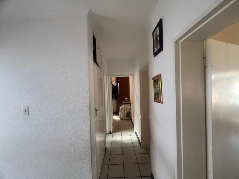 2 Bedroom Property for Sale in Parow Western Cape